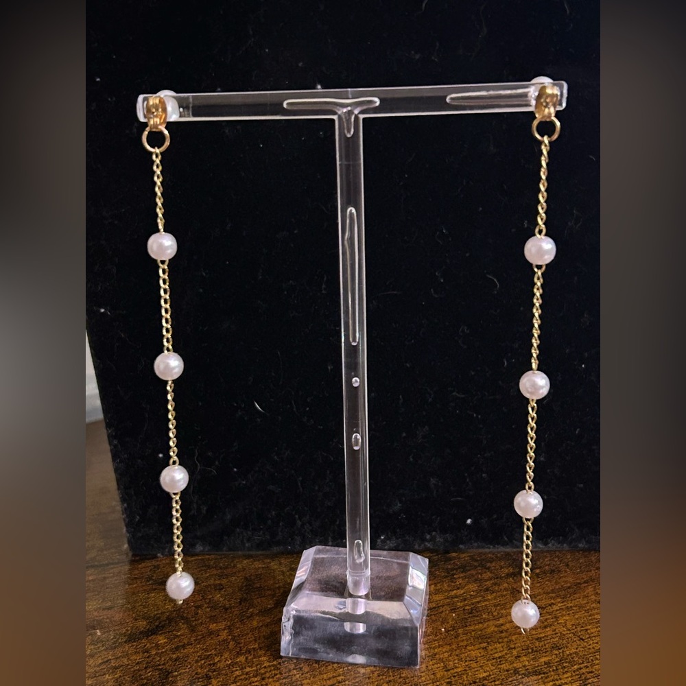 ❤️ ⭐Long Pearl/ Gold Earrings - Picture 4 of 4